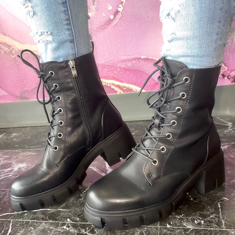 Brand New Dirty Laundry Black Combat Boots.